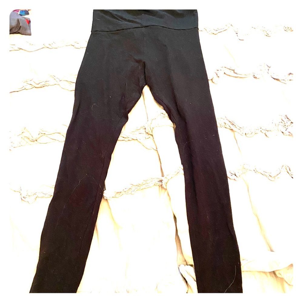 medium-black forever 21 leggings